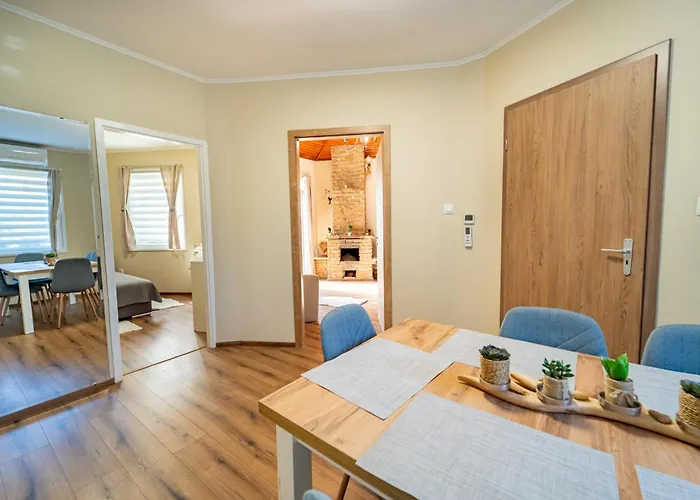 Abg House Pest * Budapeste