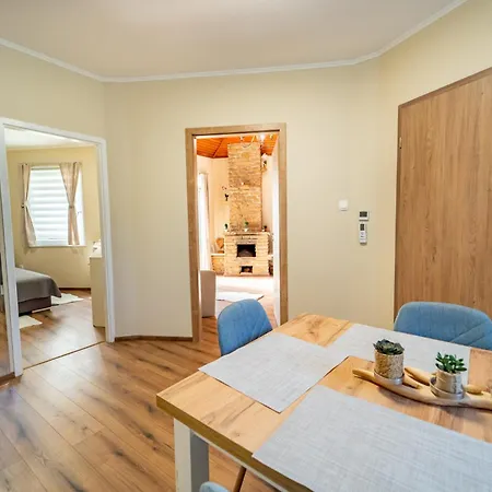 Abg House Pest * Budapešť